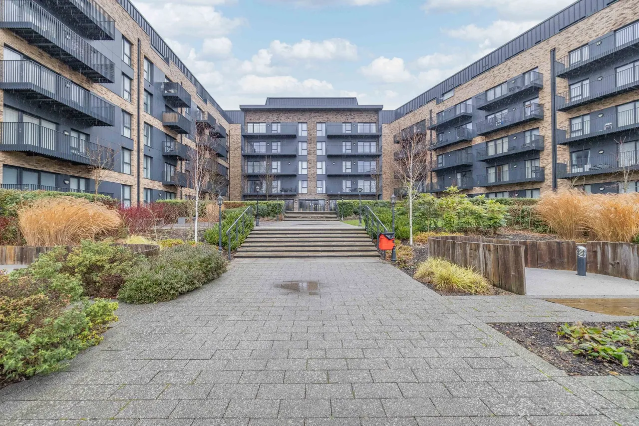 1 bed flat for sale, George Street, Ashford, TN23