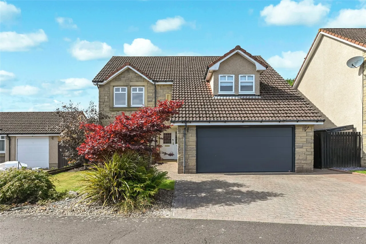 4 bed house for sale — Beechwood Drive, Glenrothes, Fife, KY7