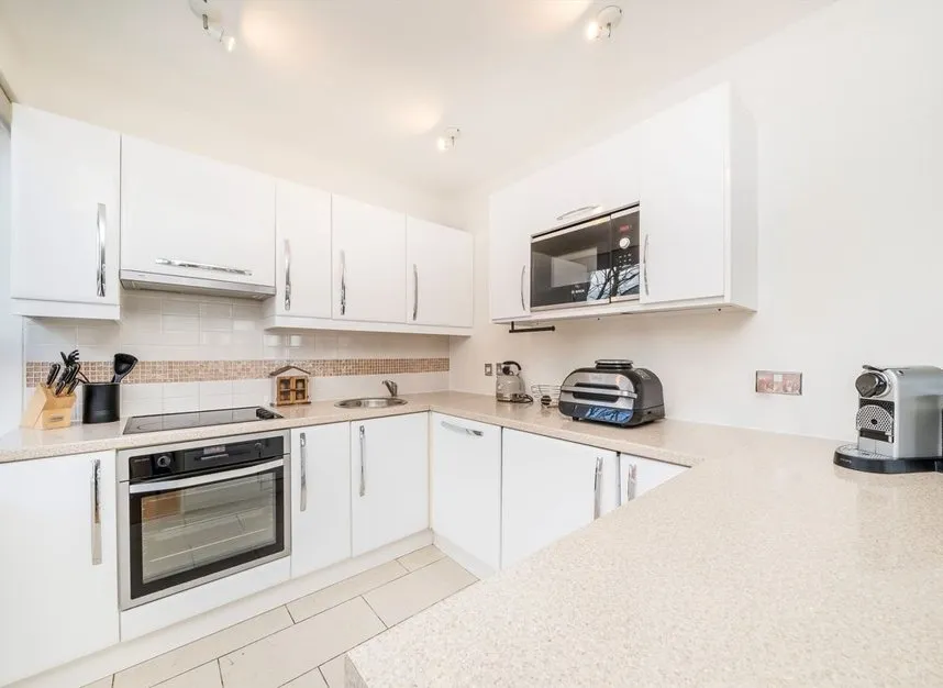 Lovelace Road, Surbiton, KT6, photo 3