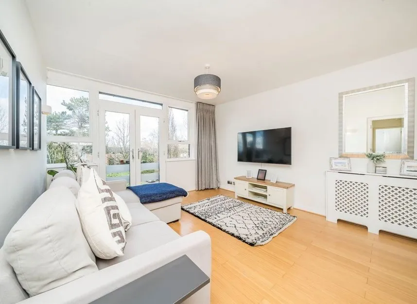 Lovelace Road, Surbiton, KT6, photo 2