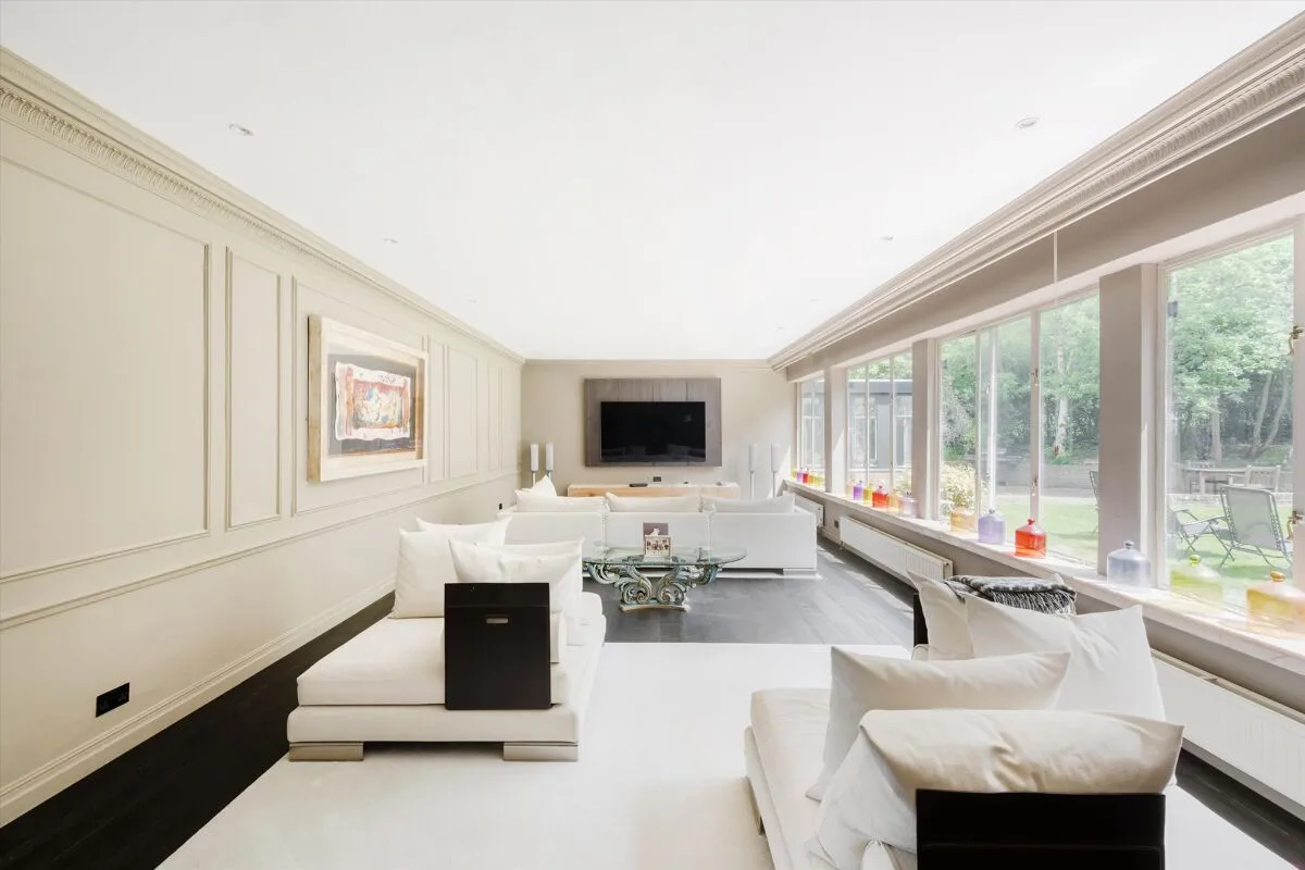Neville Drive, London, N2, photo 2