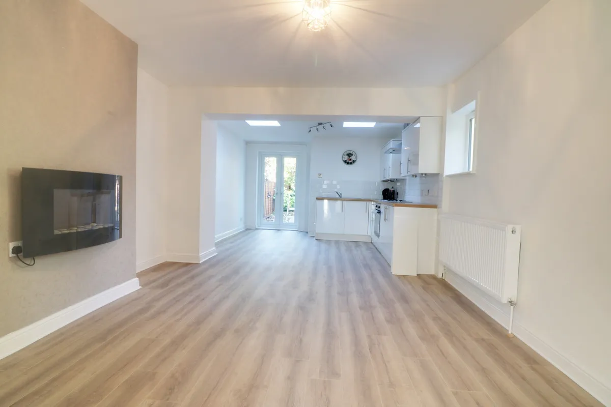 Burns Street, Cannock, photo 6