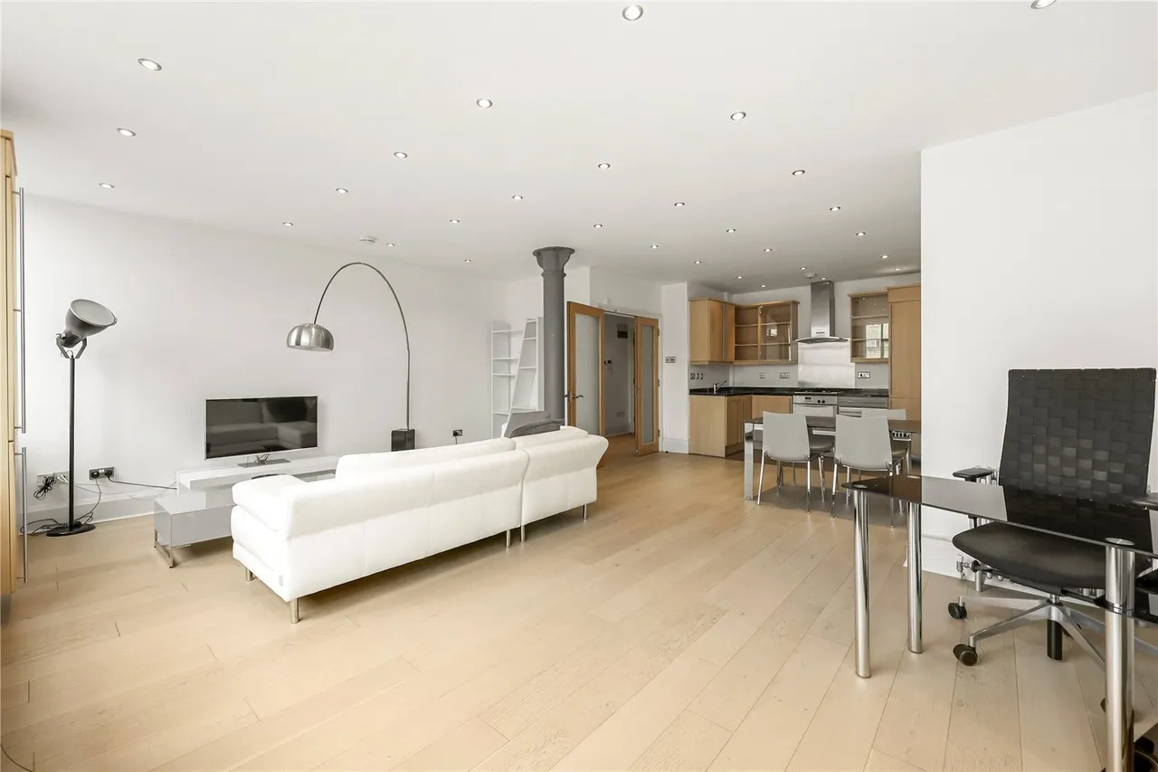 Shepherdess Place, London, N1, photo 7