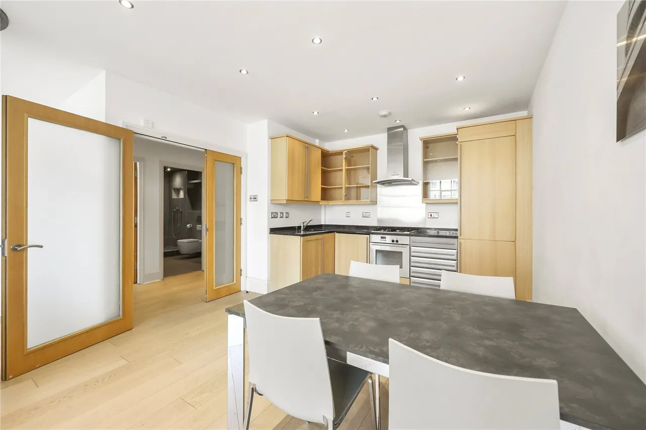 Shepherdess Place, London, N1, photo 9