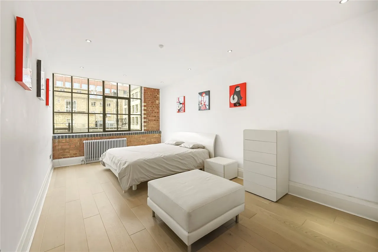 Shepherdess Place, London, N1, photo 4