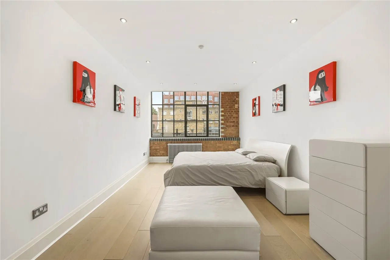 Shepherdess Place, London, N1, photo 10