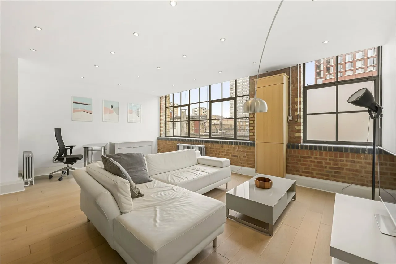 Shepherdess Place, London, N1, photo 8
