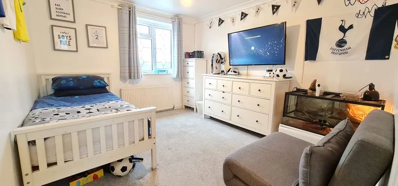 Clavering Court, Rayleigh, Essex, SS6 9SF, photo 18