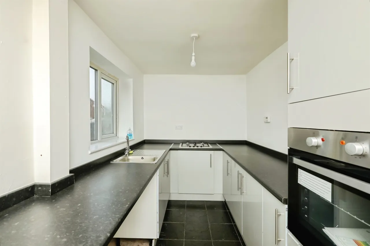 Burns Road, Dinnington, Sheffield, photo 4