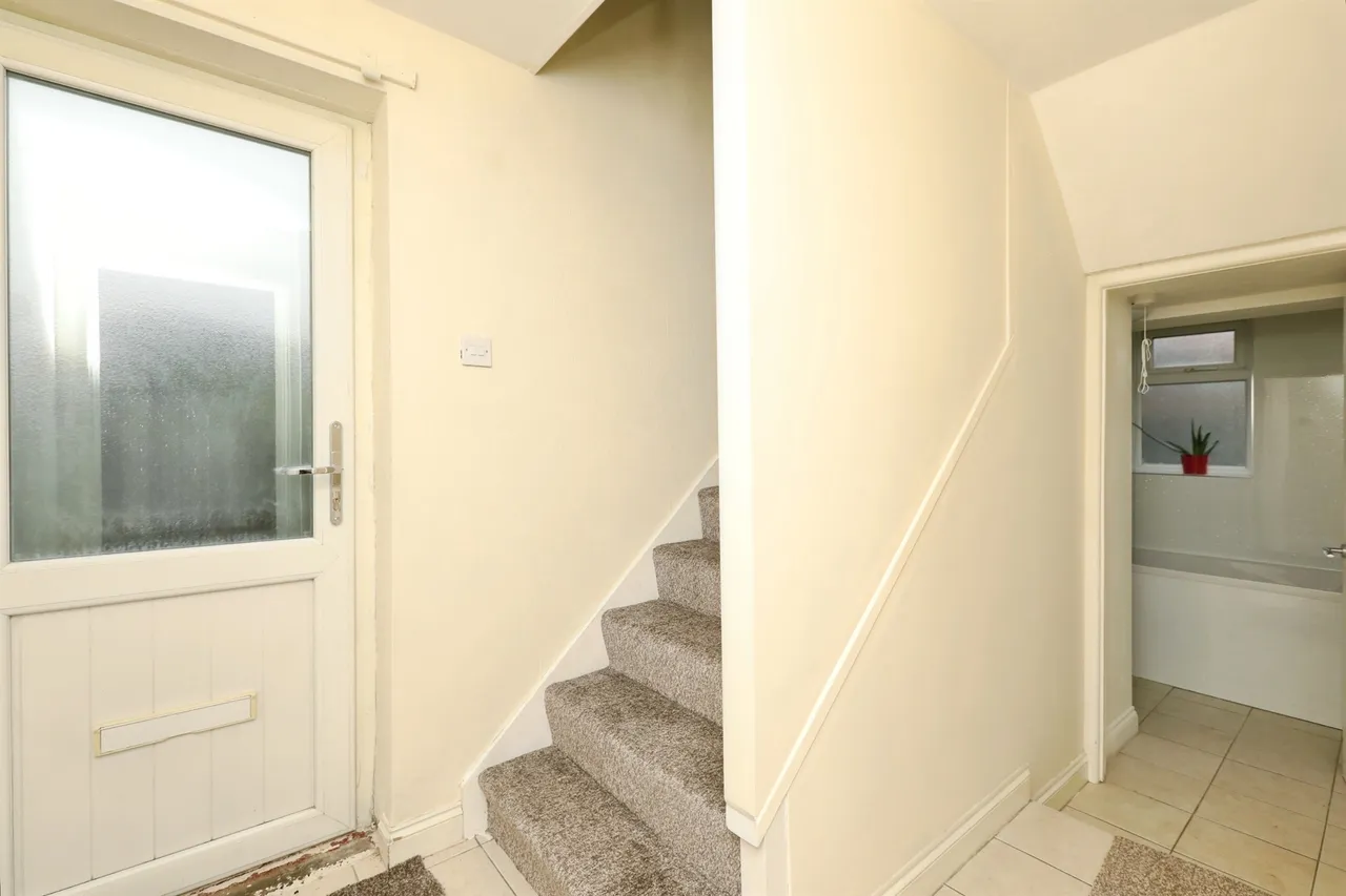 Burns Road, Dinnington, Sheffield, photo 8