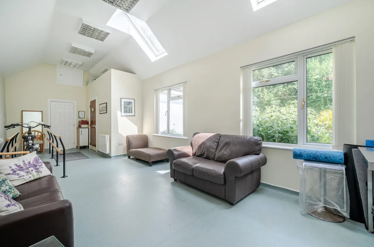Winchester Road, Four Marks, GU34, photo 14