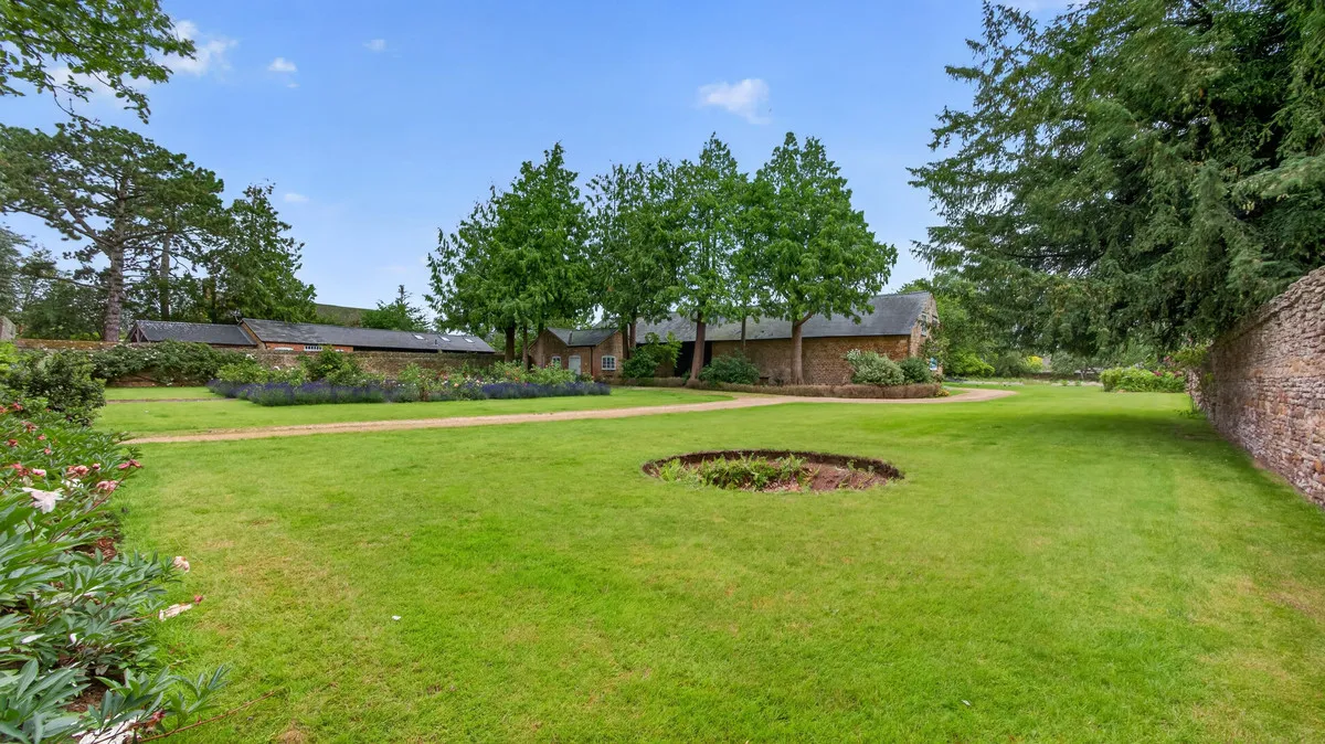 Bull Ring Deddington Banbury, OX15, photo 42