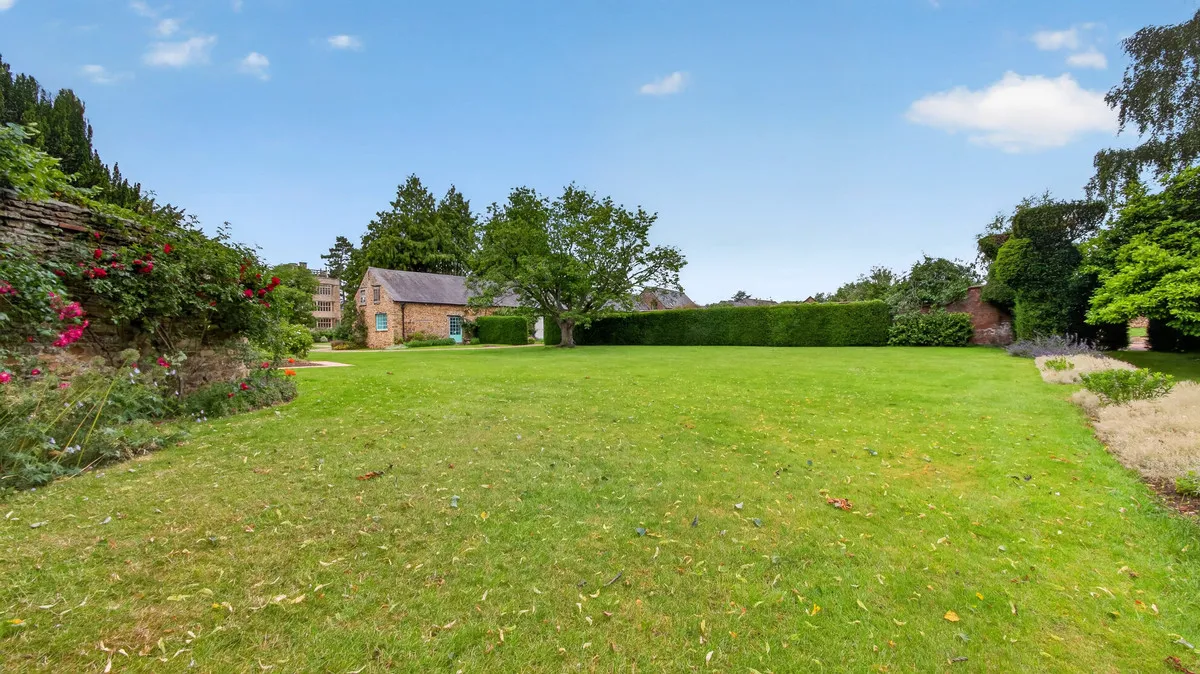 Bull Ring Deddington Banbury, OX15, photo 46