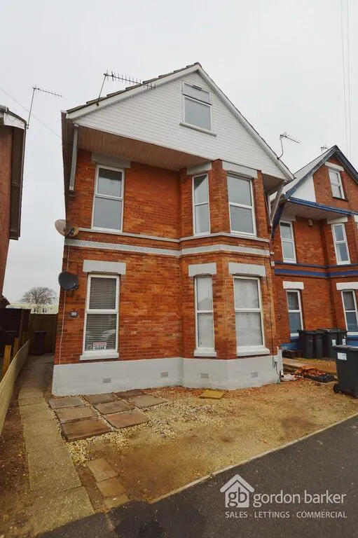 flat for sale — Wolverton Road, Bournemouth, BH7 6HX