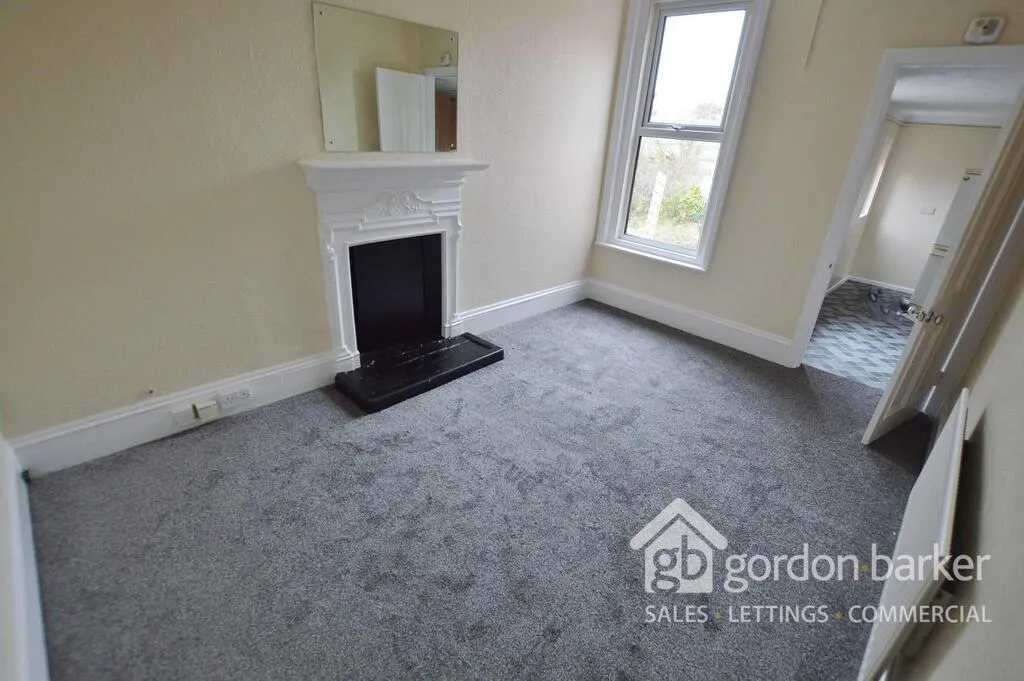 Wolverton Road, Bournemouth, BH7 6HX, photo 2