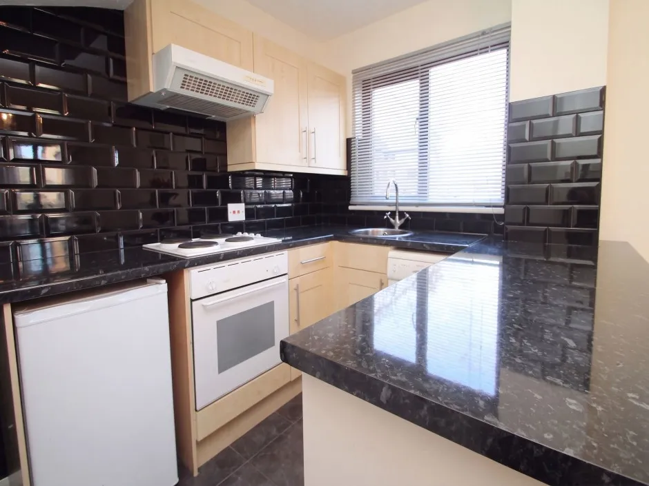 Ryeland Close, Yiewsley, UB7, photo 2