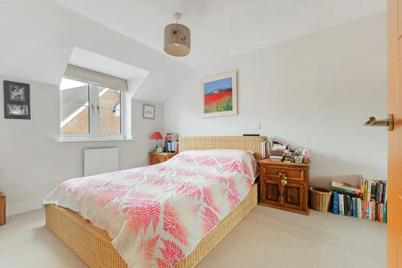 Hunters Place, Hindhead, GU26, photo 10