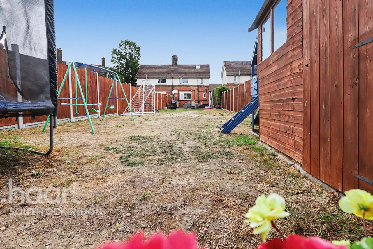 Hall Road, Aveley, RM15, photo 4