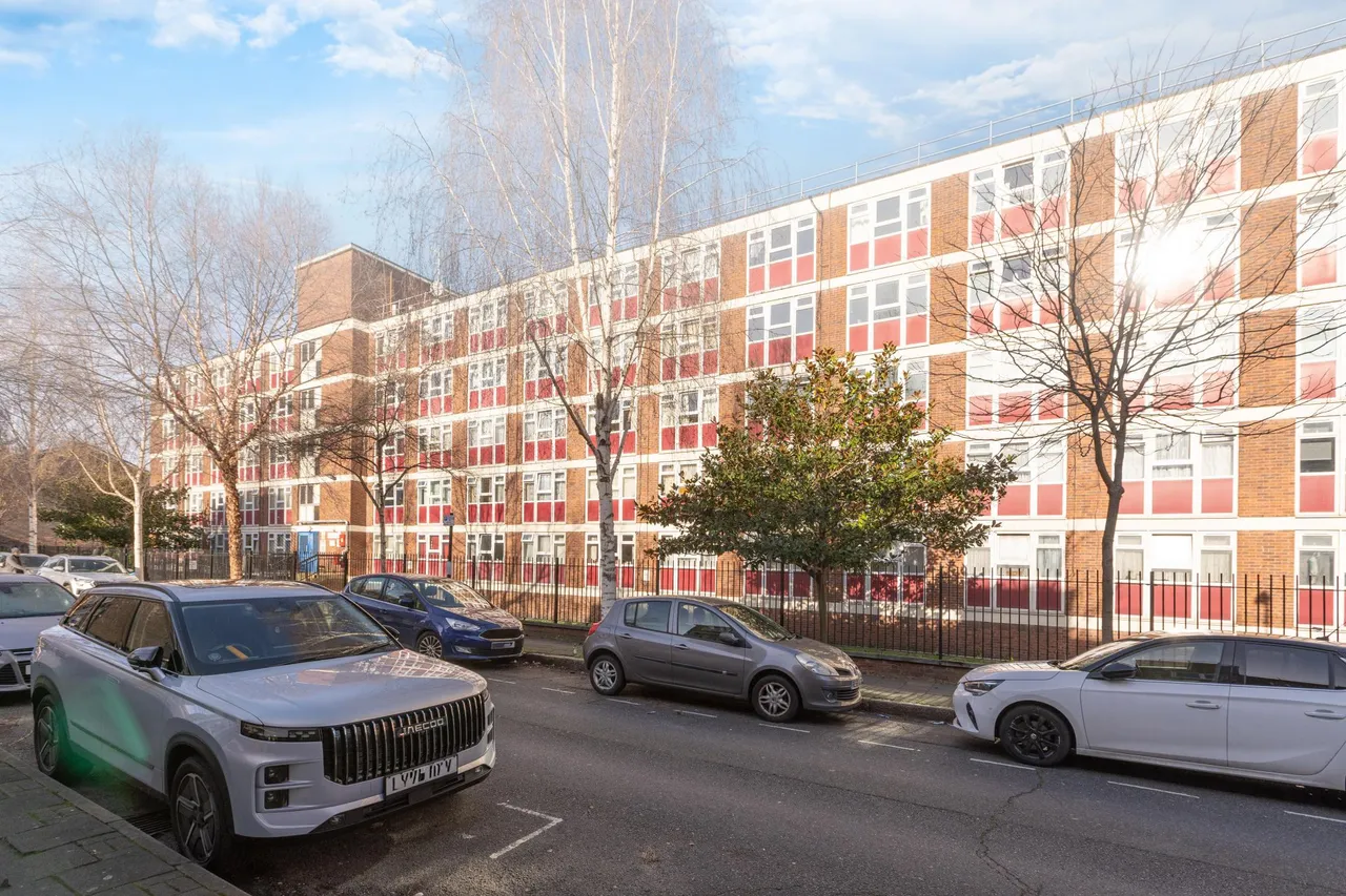 1 bed flat for sale, Cropley Street, Hackney, N1