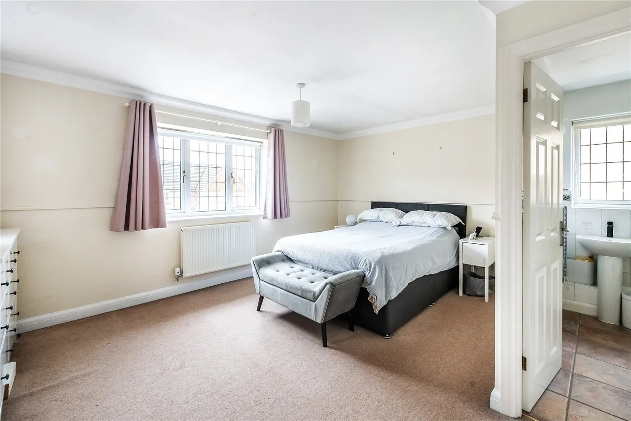 Dumville Drive, Godstone, RH9, photo 12