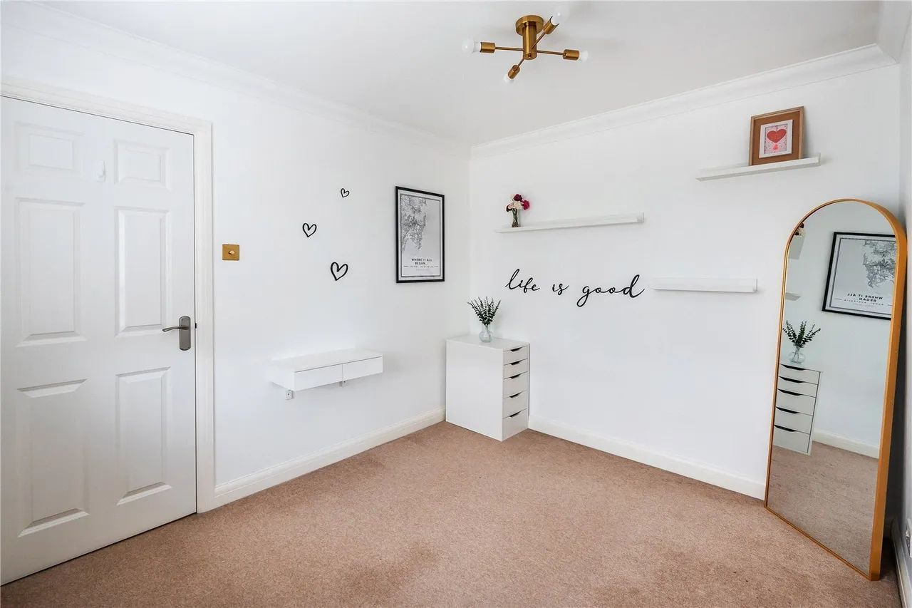 Dumville Drive, Godstone, RH9, photo 15