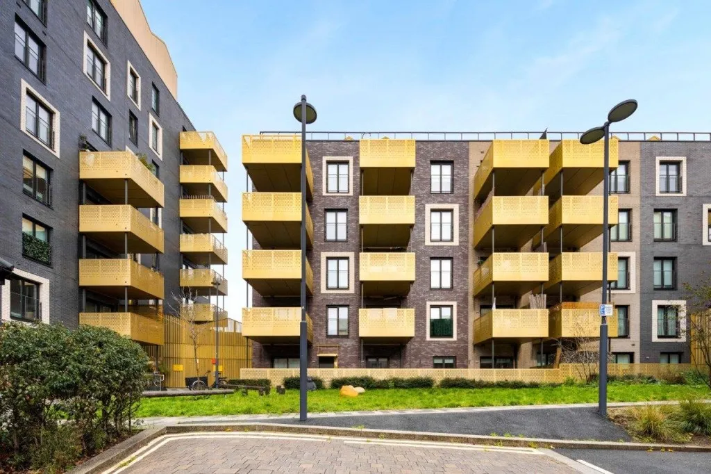 Wintergreen Court, E9, photo 8