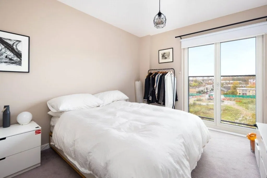 Wintergreen Court, E9, photo 7