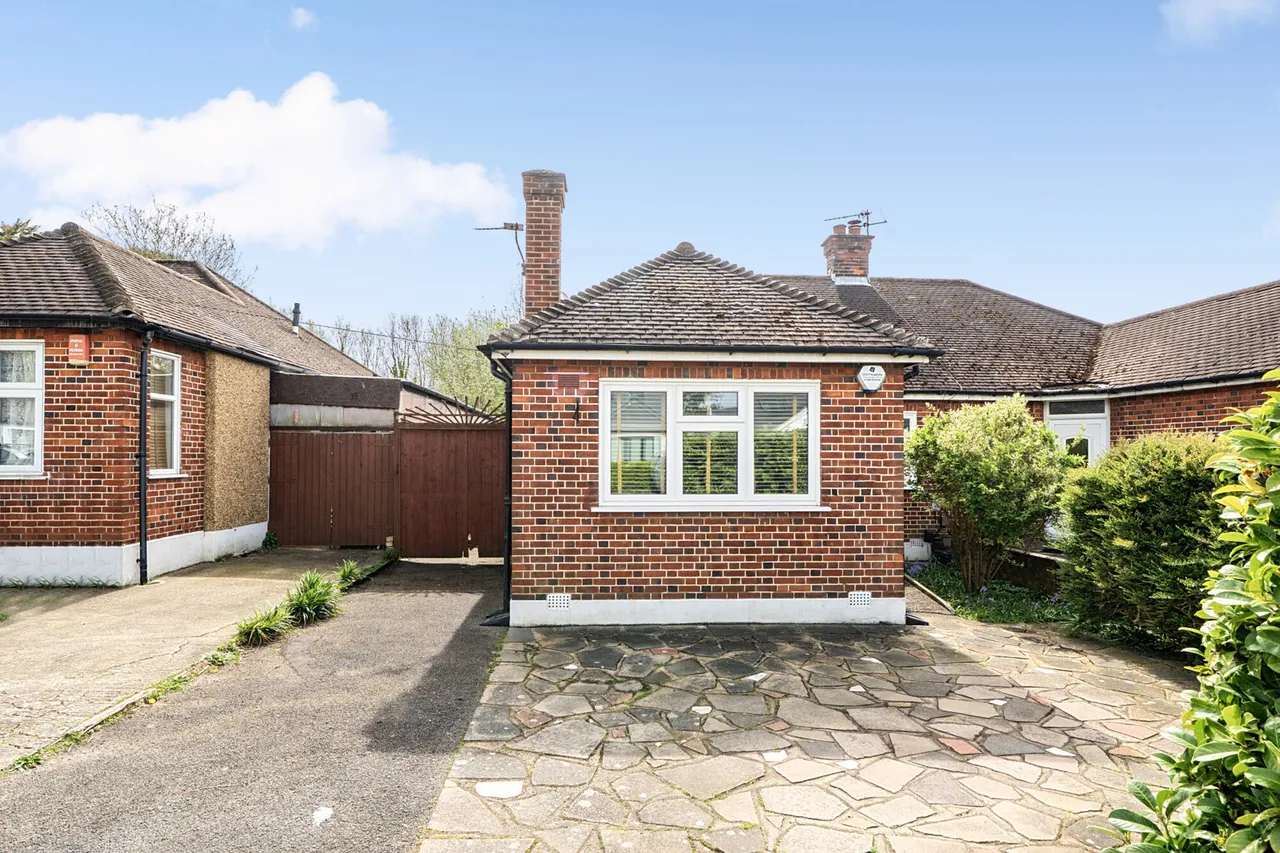Eastern Avenue, Pinner, HA5, photo 9