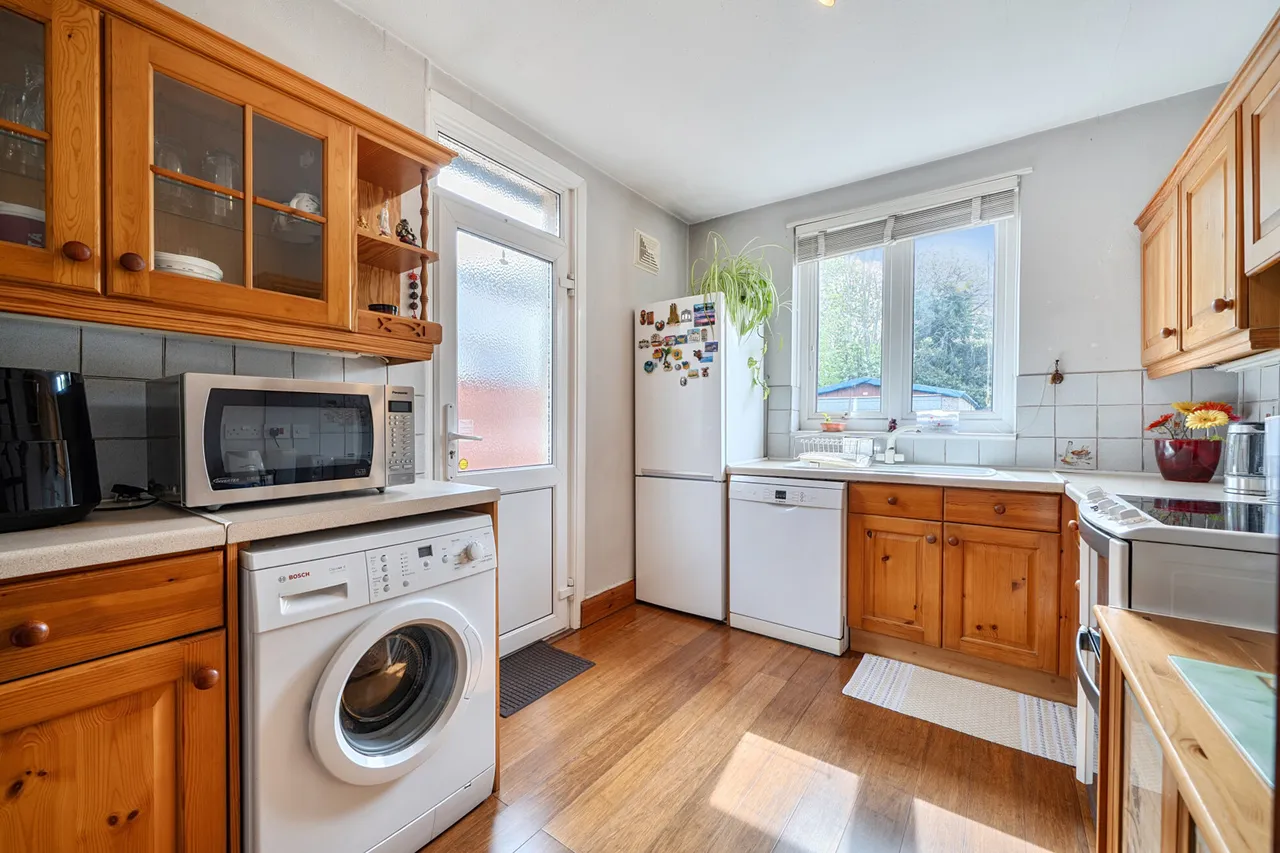Eastern Avenue, Pinner, HA5, photo 14