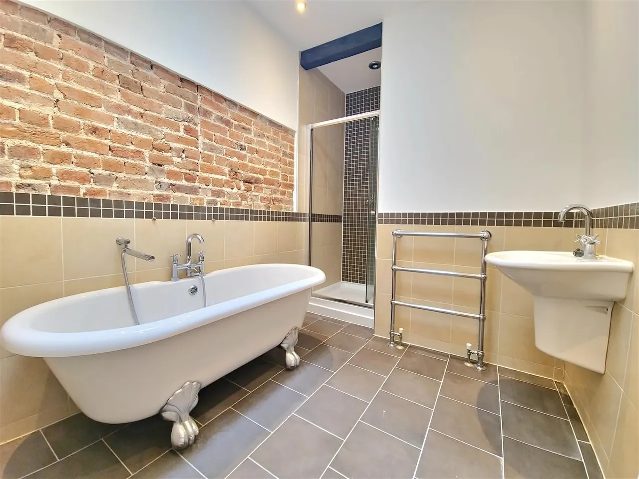 Fort Crescent, Margate, Kent CT9 1HX, photo 13