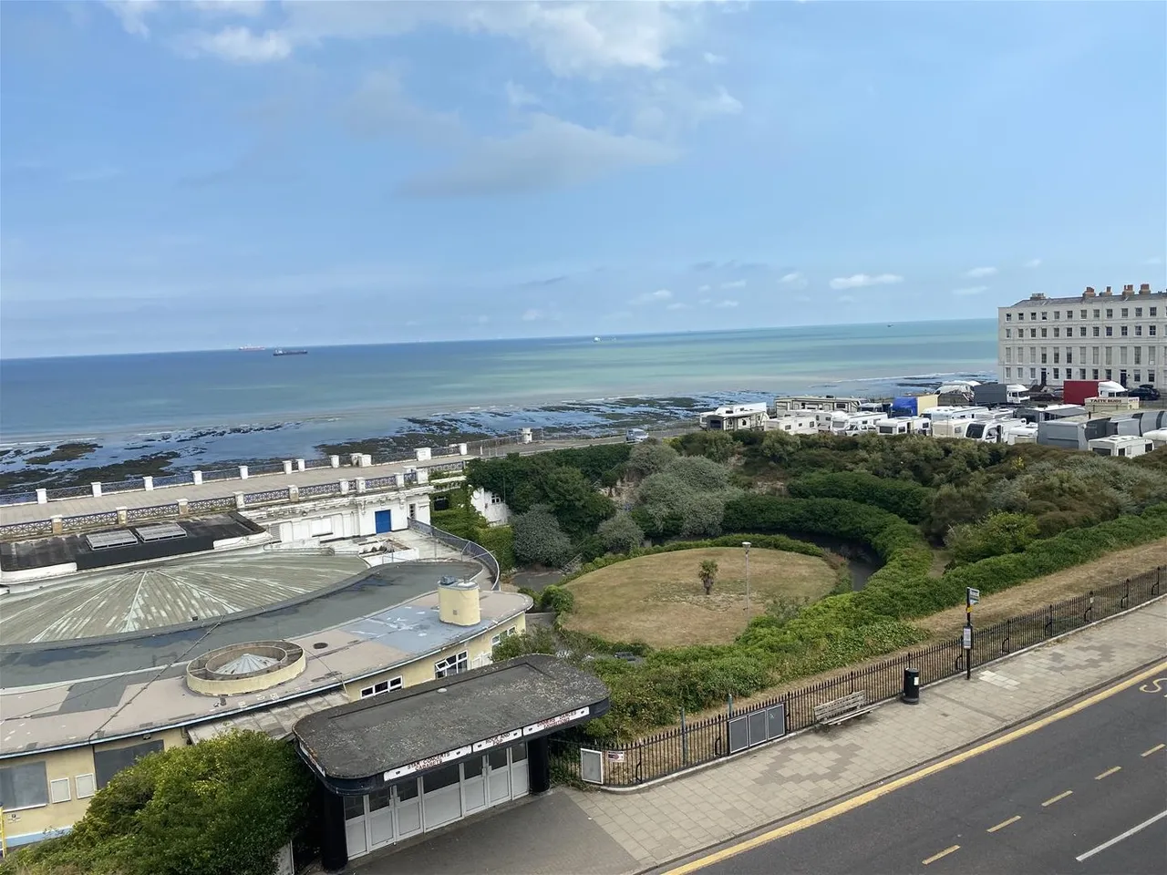 Fort Crescent, Margate, Kent CT9 1HX, photo 17