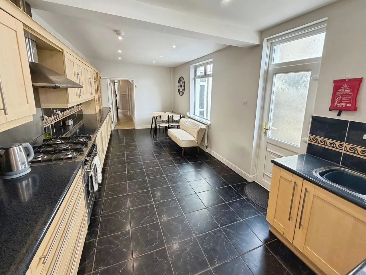 Fenton Place, Porthcawl, CF36, photo 5