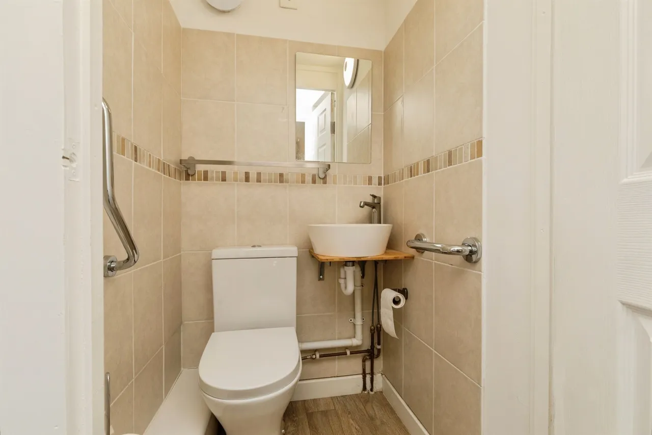 Walnut Drive, Bath, BA2, photo 10