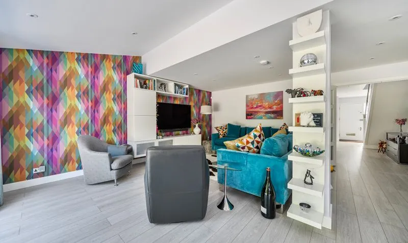 College Avenue, Epsom, KT17, photo 9