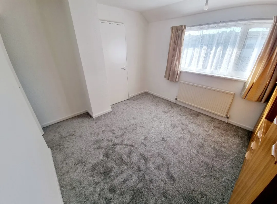 Hydean Way, SG2, photo 11
