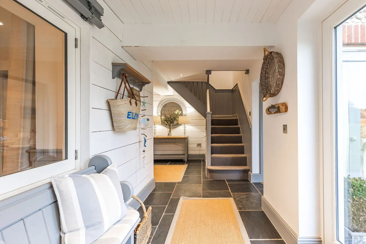 Exceptional Coastal Home in Blakeney, photo 9