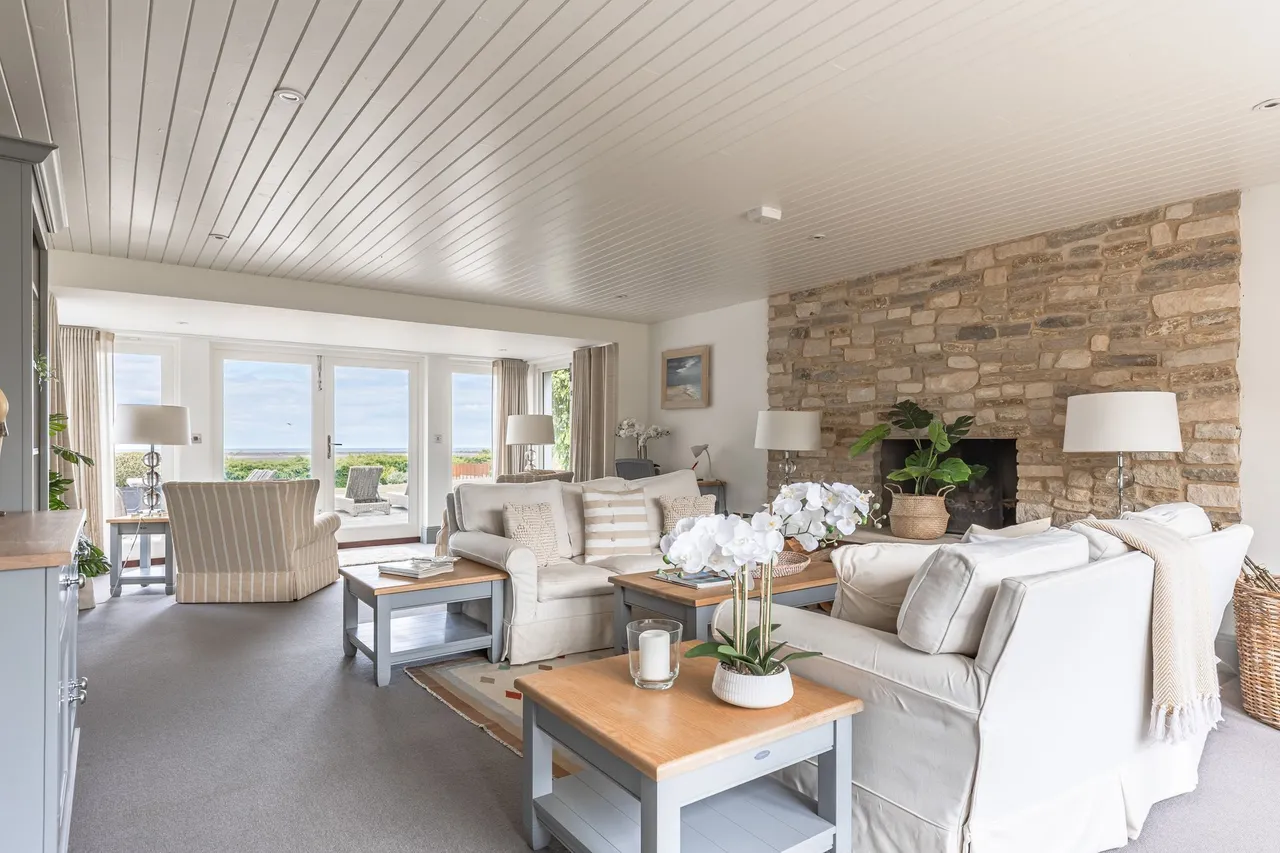 Exceptional Coastal Home in Blakeney, photo 6
