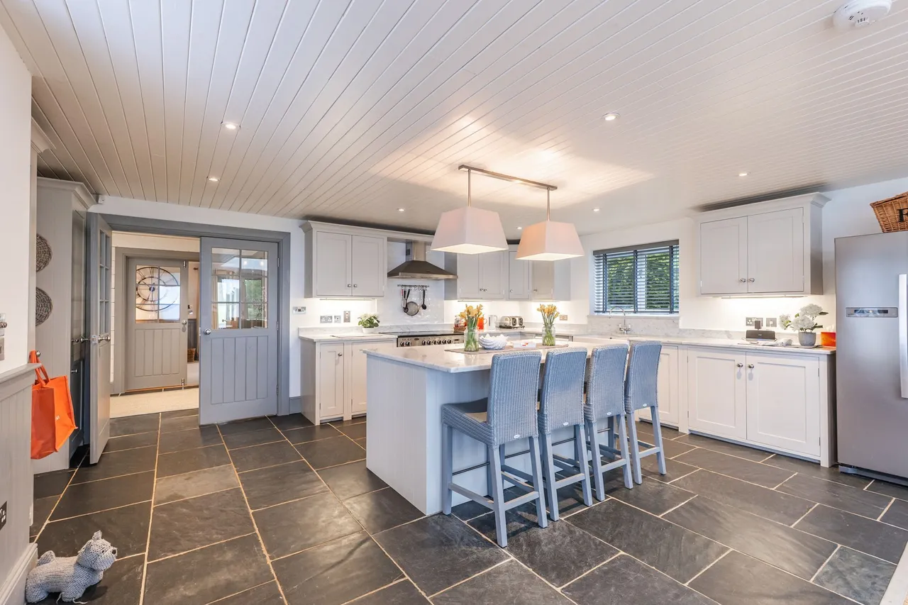 Exceptional Coastal Home in Blakeney, photo 5