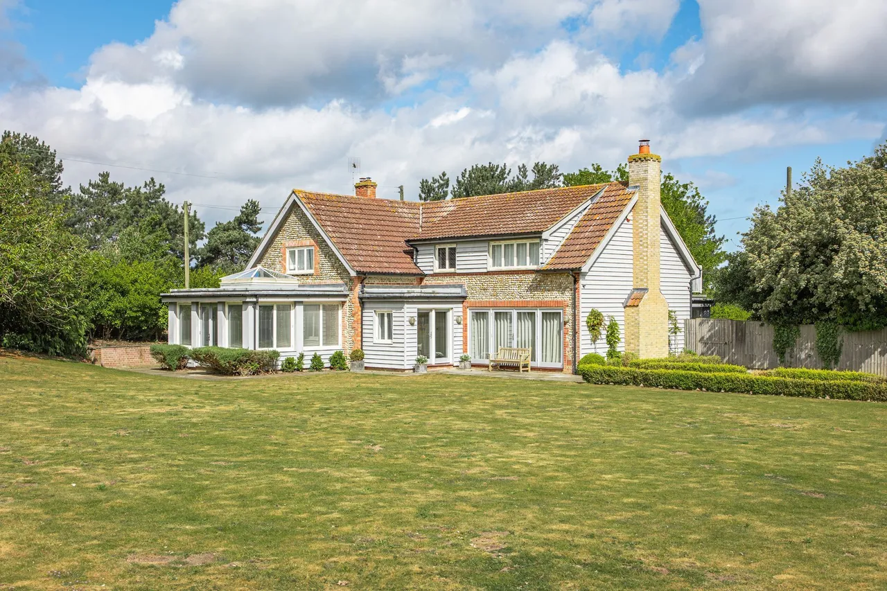 Exceptional Coastal Home in Blakeney, photo 4