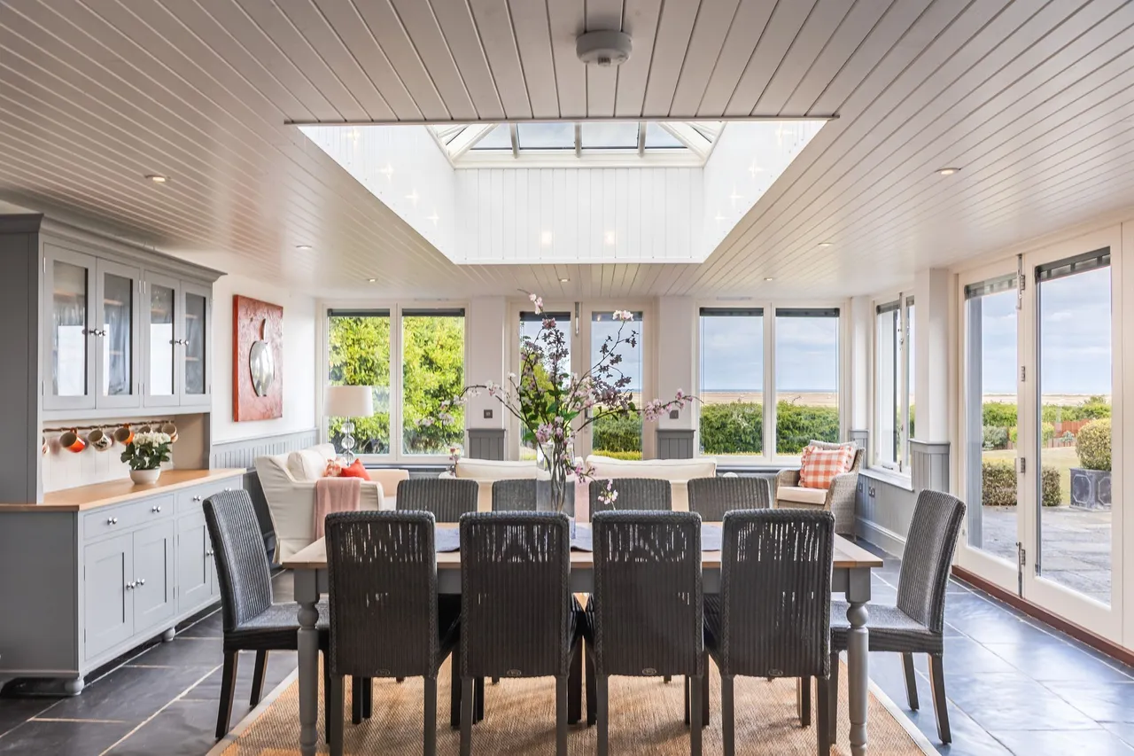 Exceptional Coastal Home in Blakeney, photo 2