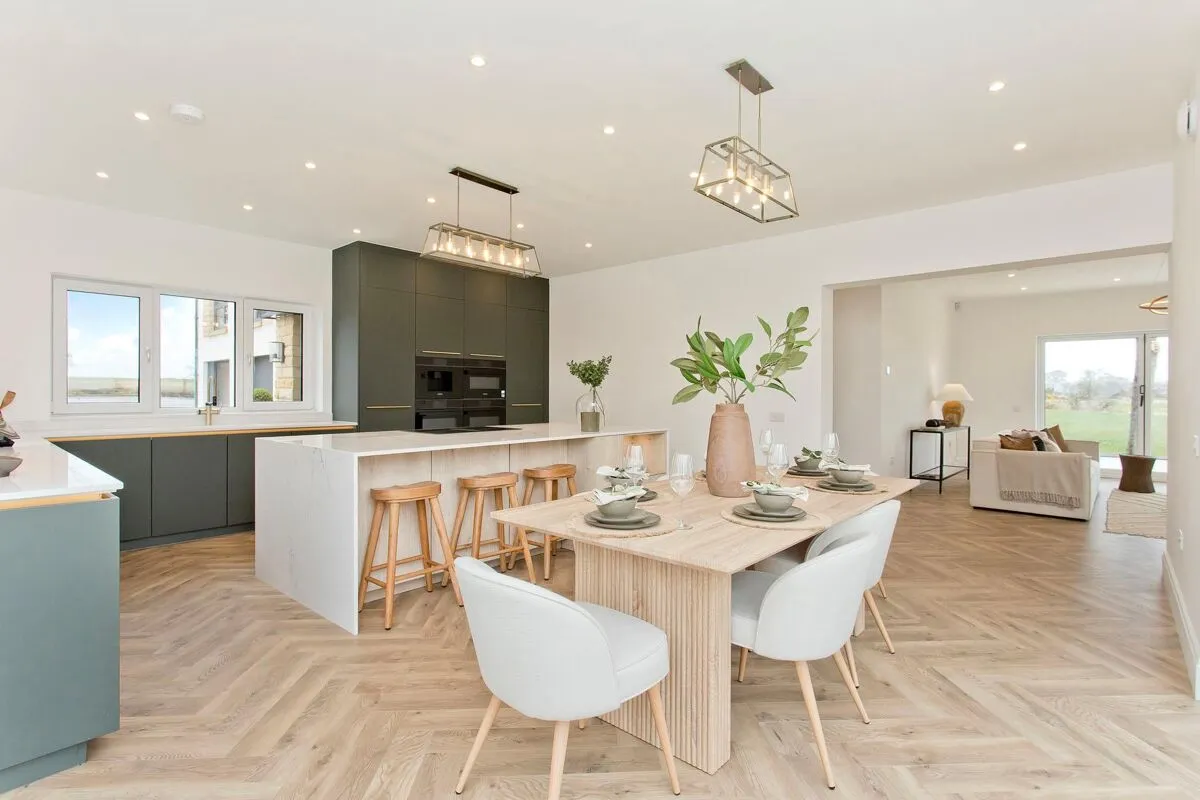 Inveroe Steadings, Balerno, EH14, photo 8