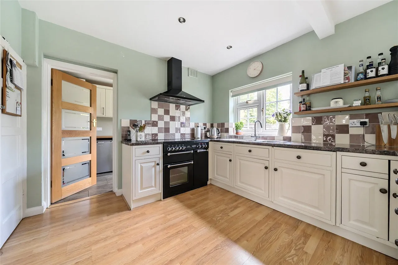 Park Avenue, Orpington, BR6, photo 8