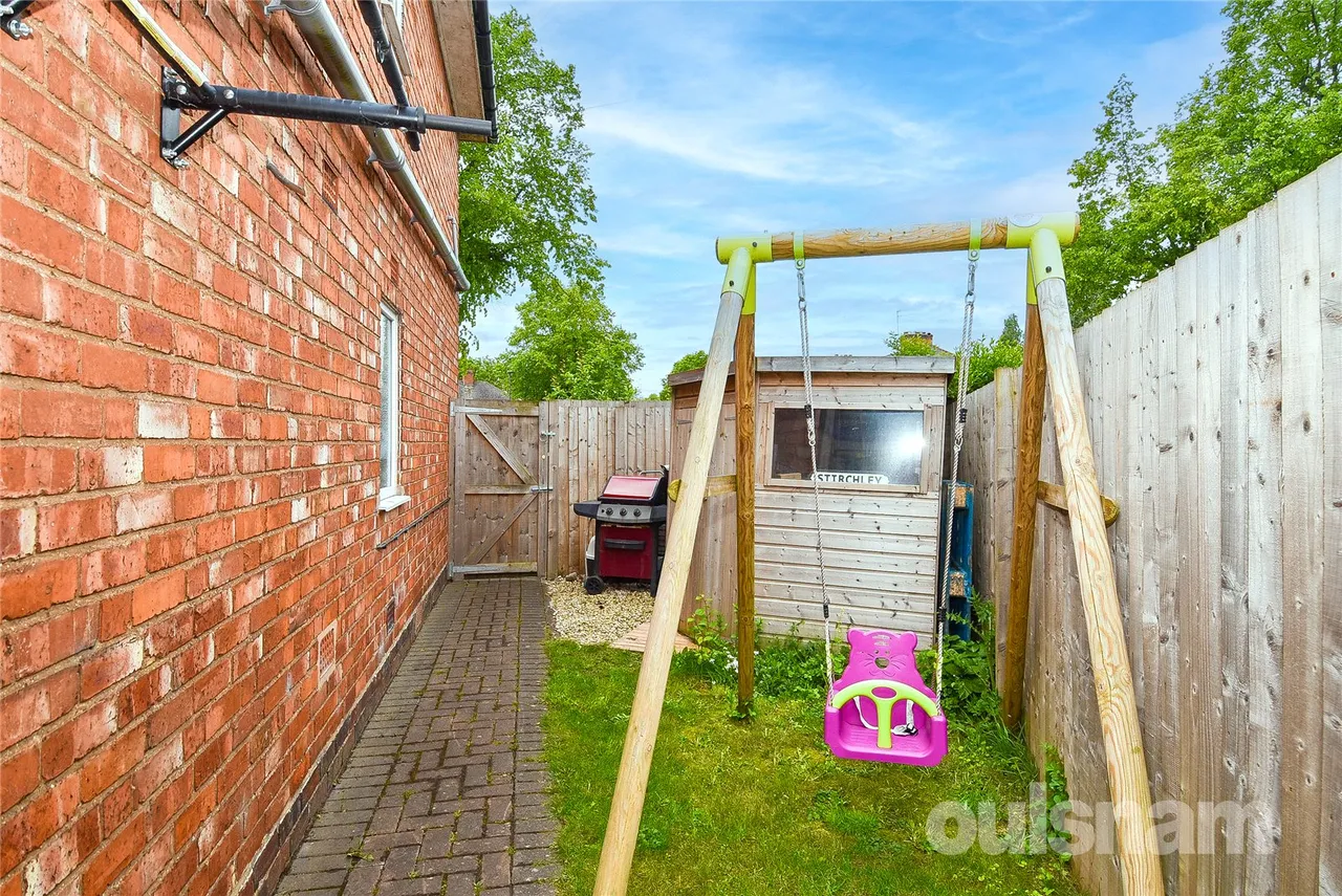 Pineapple Road, Stirchley, Birmingham, West Midlands, B30 2TN, photo 19