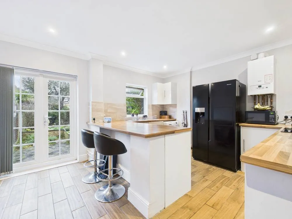 Stanwell Road, Ashford, TW15, photo 3