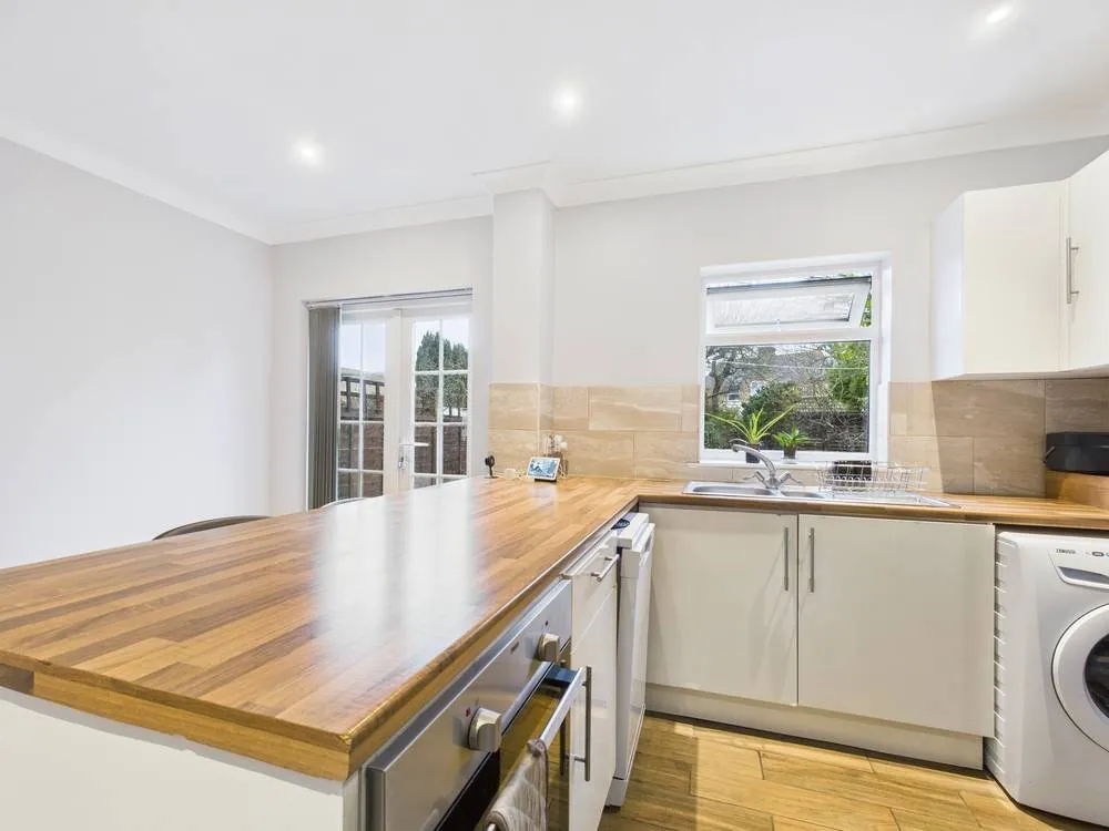 Stanwell Road, Ashford, TW15, photo 9