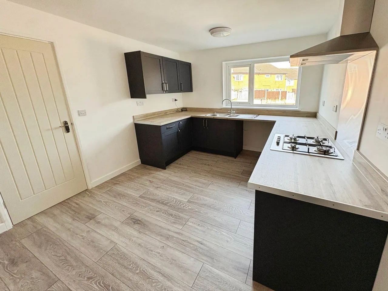 Briery Walk, Greasbrough, S61, photo 6