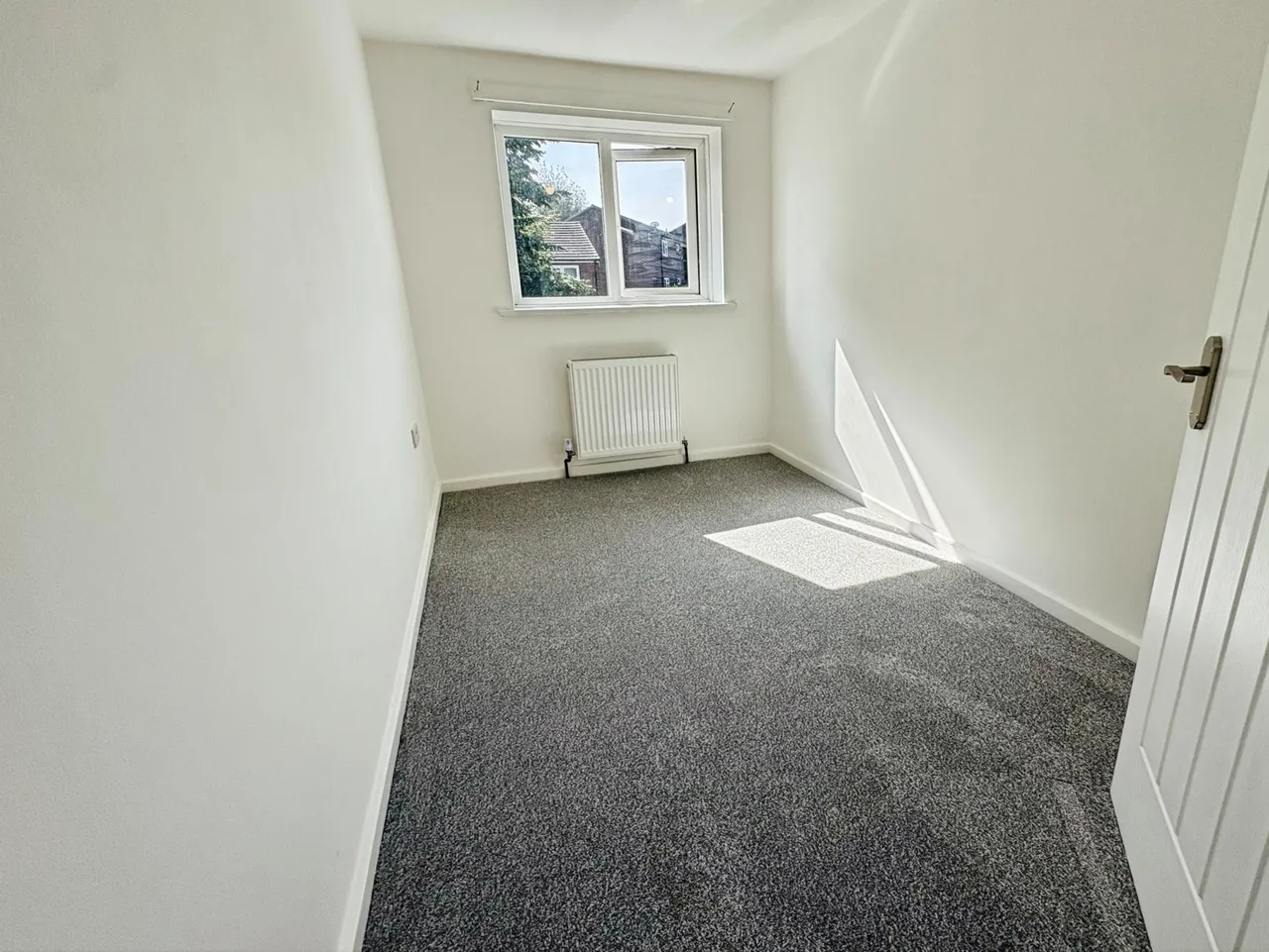 Briery Walk, Greasbrough, S61, photo 21