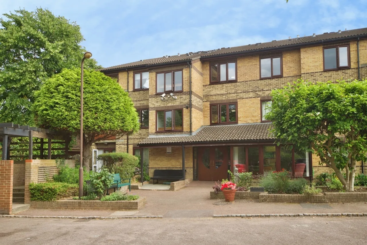 Cambridge Road, LONDON, London, E11, photo 2