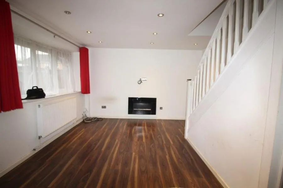 Milton Way, Houghton Regis, LU5, photo 4