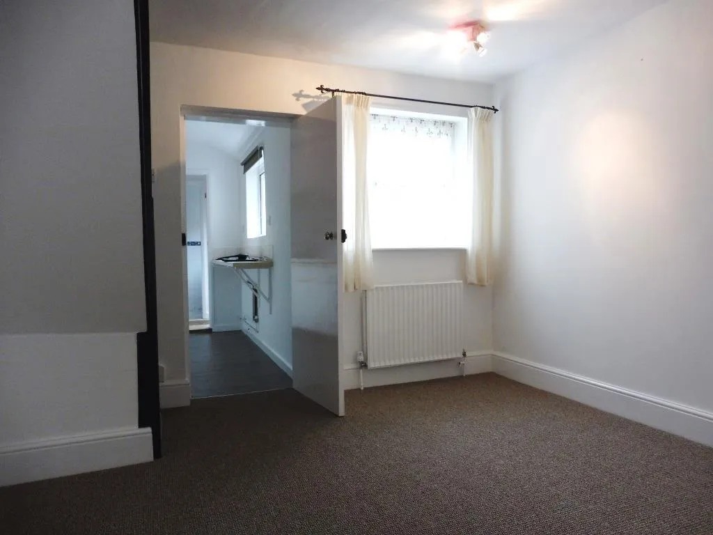 St Nicholas Street, Uphill, LN1, photo 12